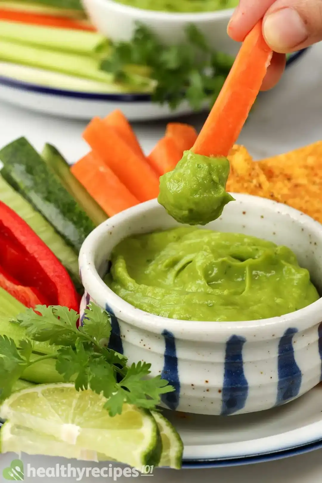 Avocado Dip Recipe: No-Cooked Method for a Healthy Party Snack