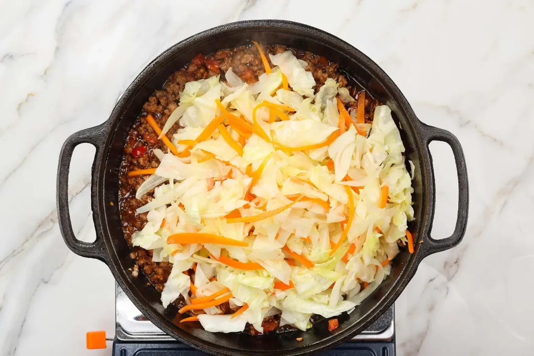 4 Return the sauteed vegetables to the skillet and stir quickly