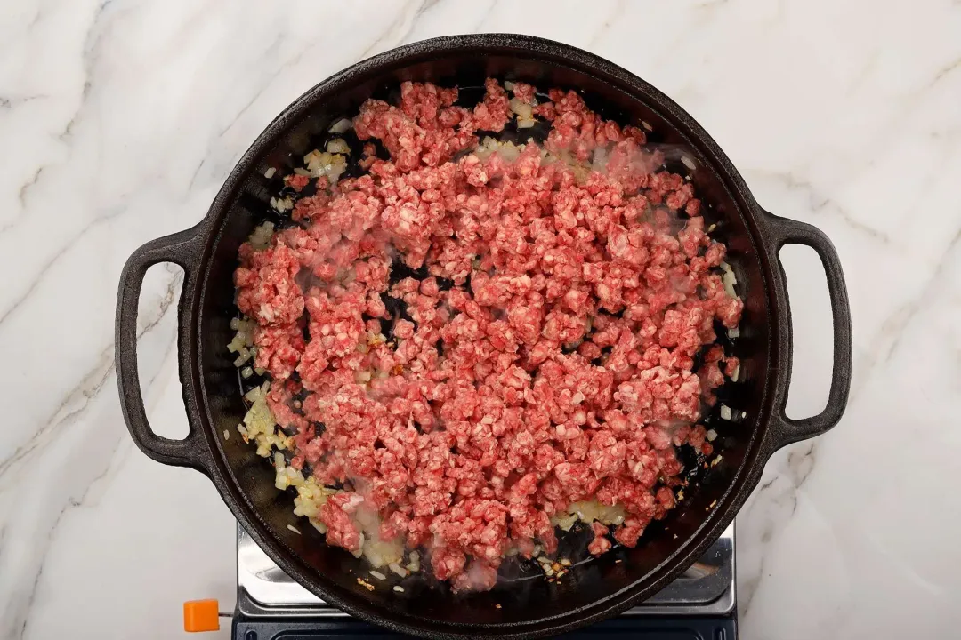 4 Stir fry the beef for broccoli