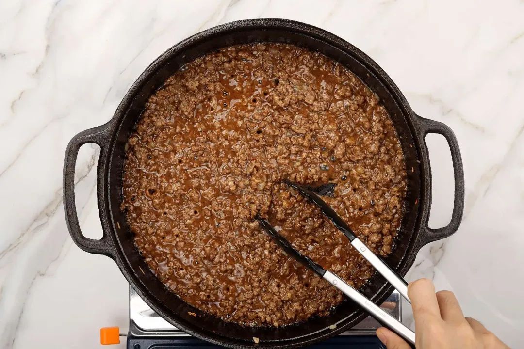 5 Add the sauce to ground beef and broccoli