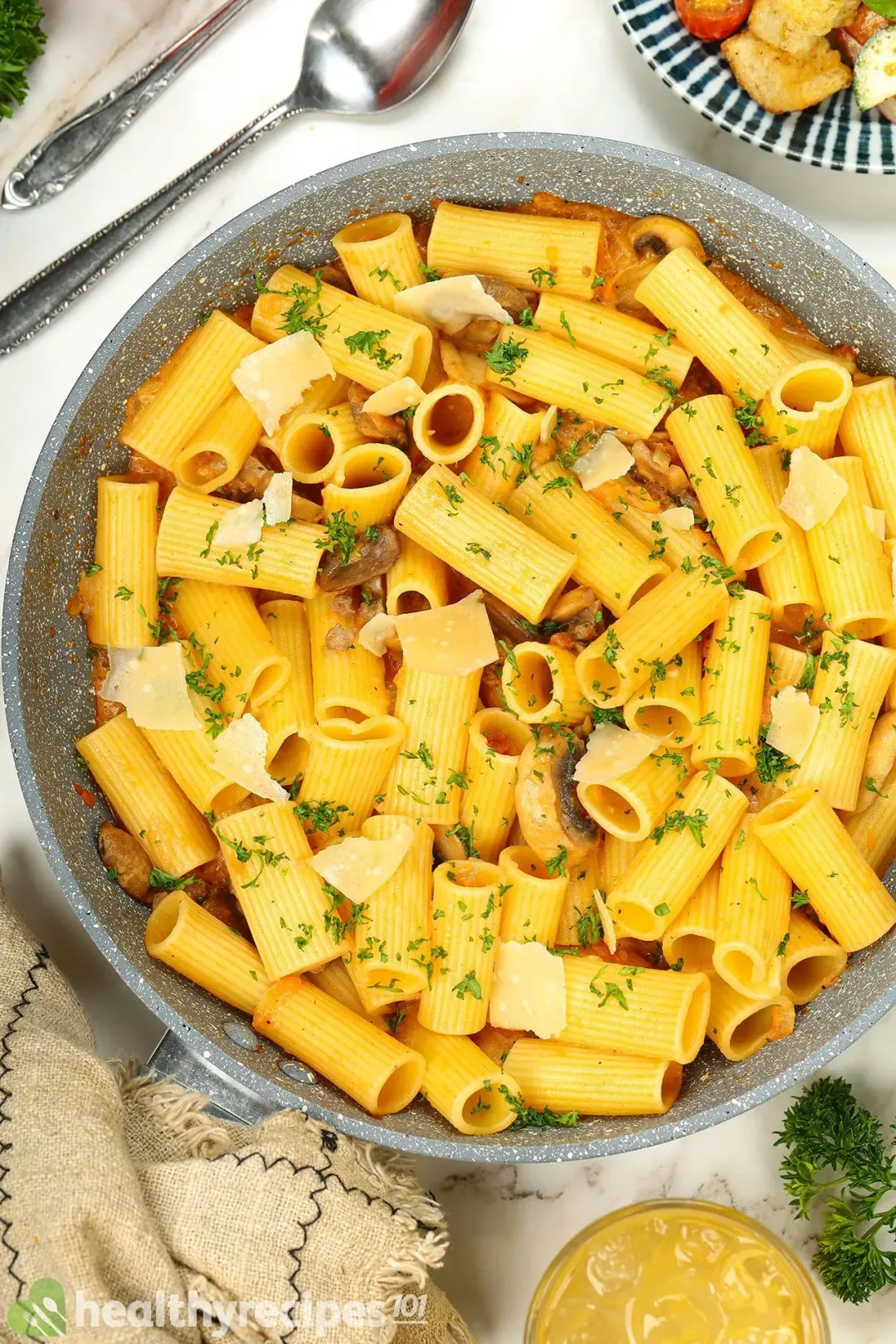 Creamy Tomato Rigatoni Pasta Recipe