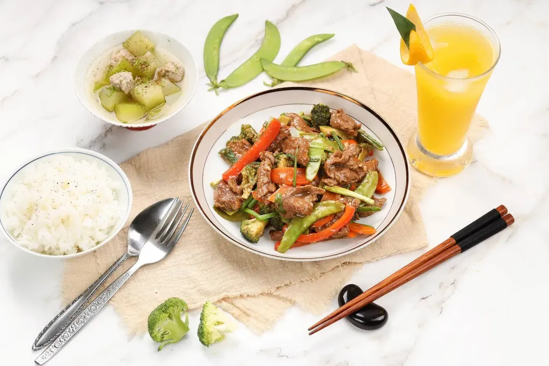 serve beef stir fry