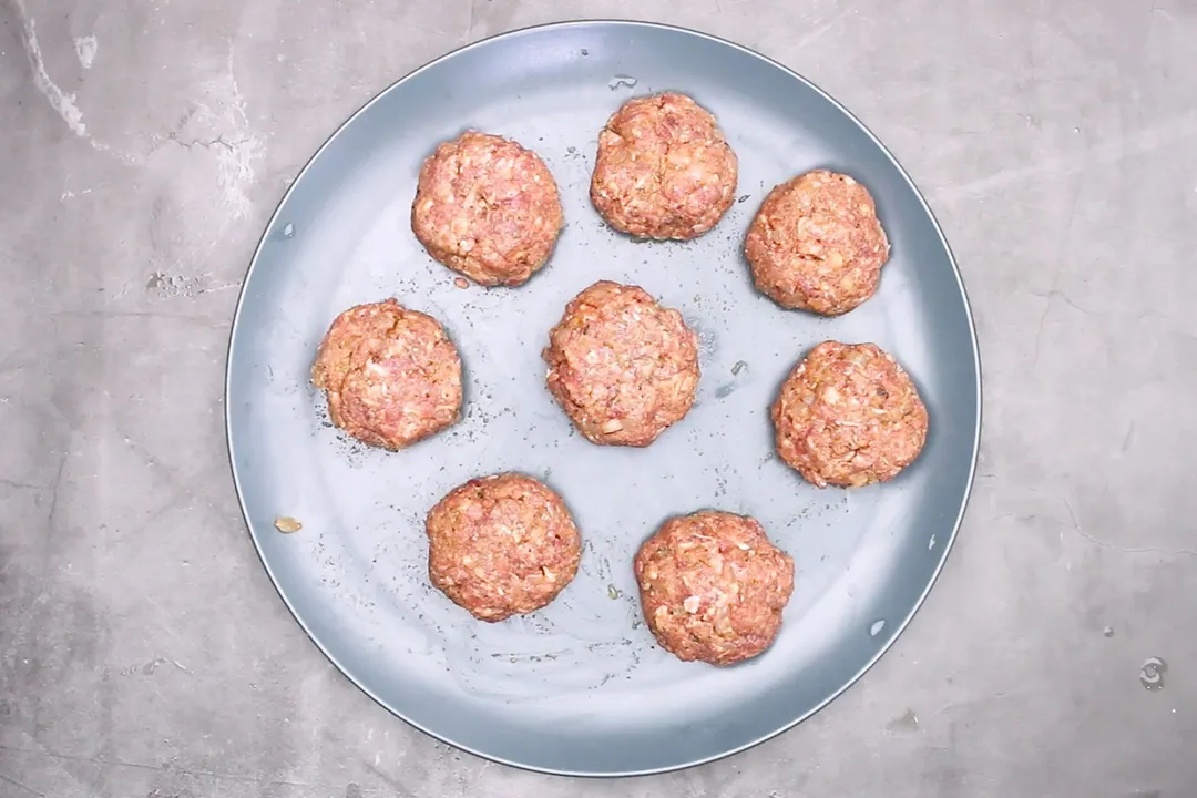 eight beef patties on a plate