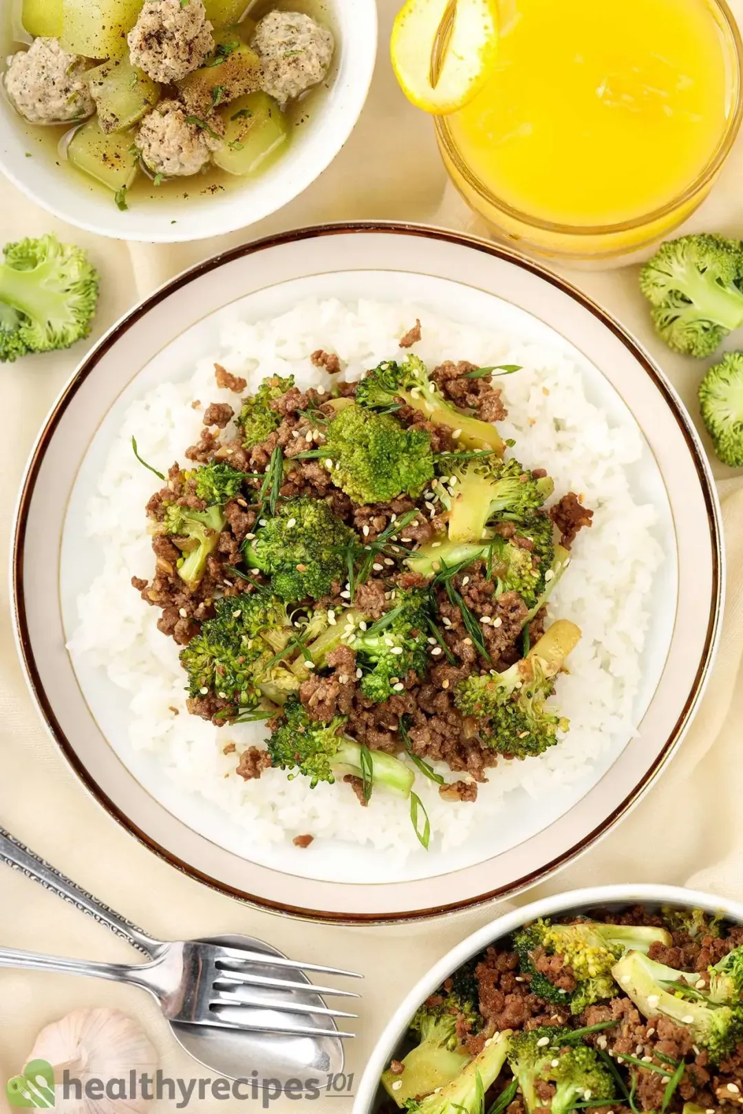 What to Serve With Ground Beef and Broccoli