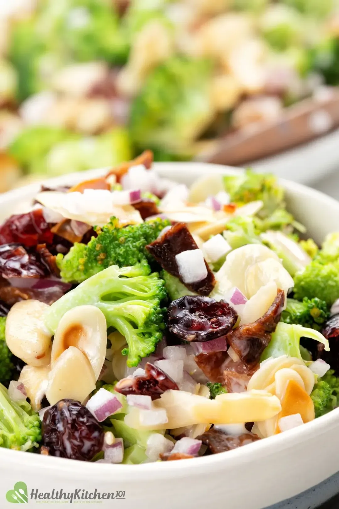 How Many Calories in Broccoli Salad