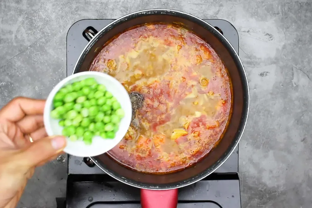 6 Add peas and thickener thai chicken curry