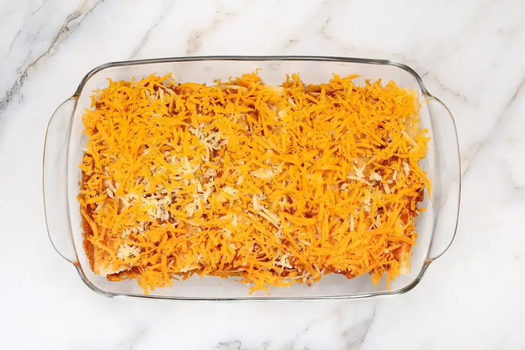 6 Arrange them into a baking dish and bake enchiladas