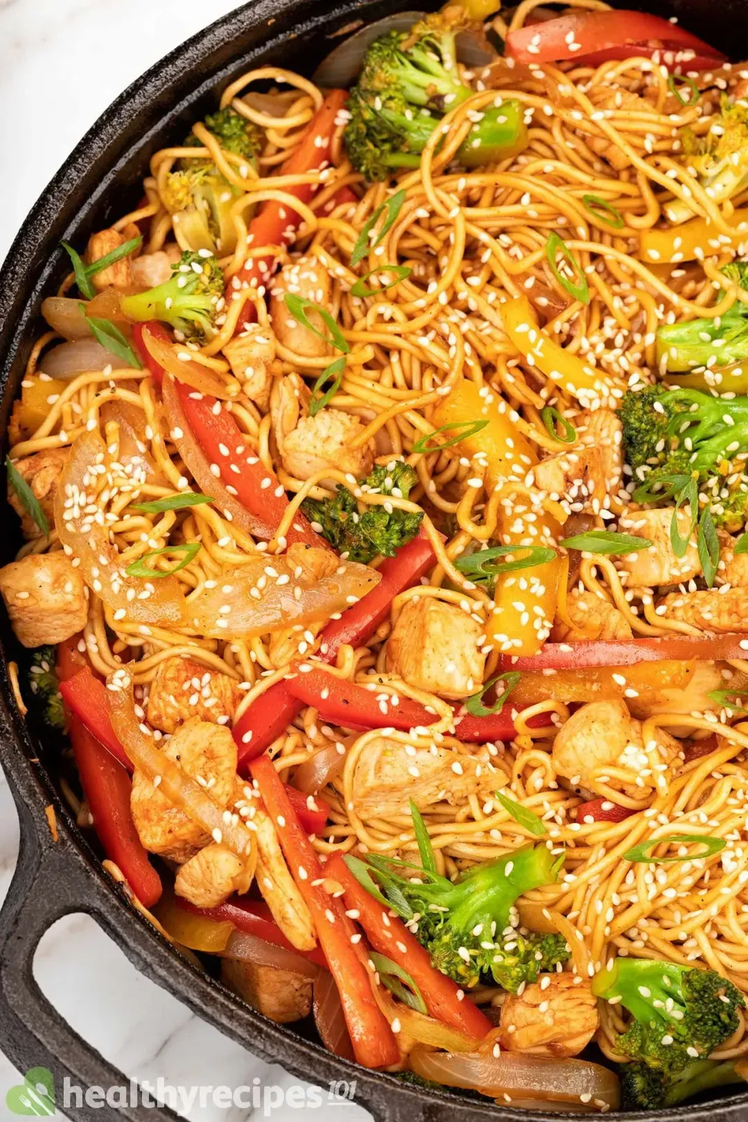 Chicken Stir Fry Noodles Recipe: A 15-Minute Healthy, Colorful Meal