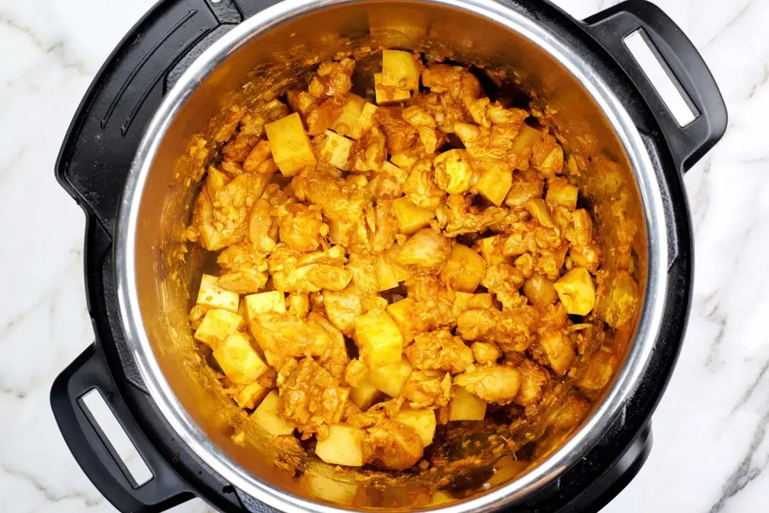 Make the thickening agent for instant pot curry