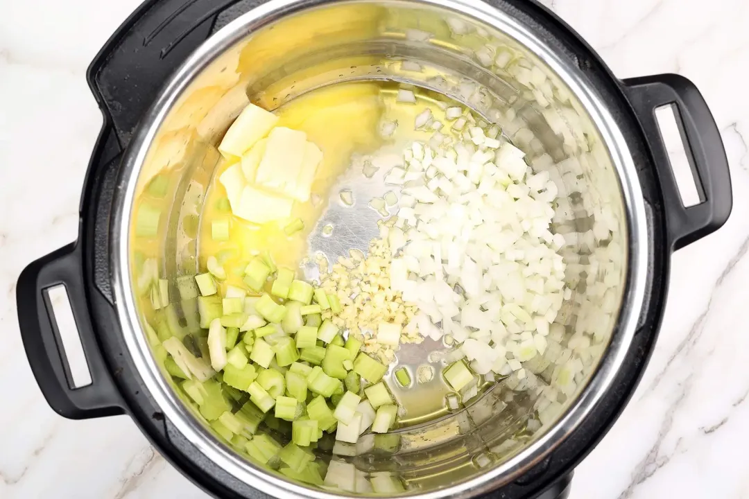 step 1 how to make stew chicken in the instant pot