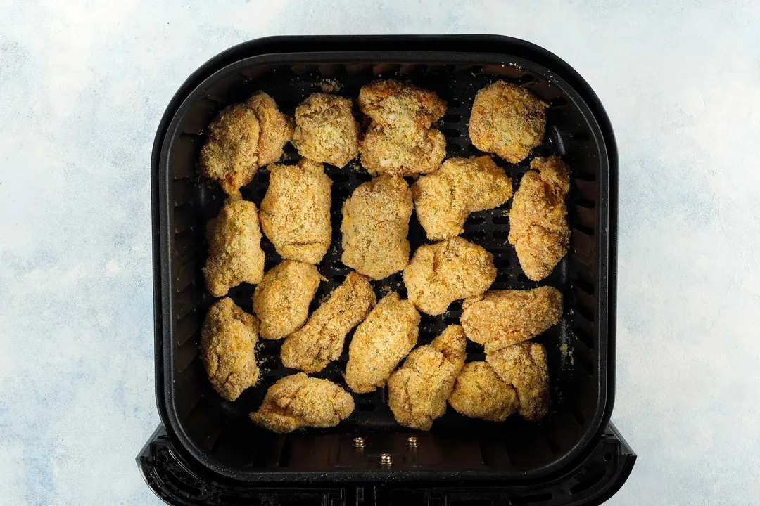 chicken nuggets in an air fryer