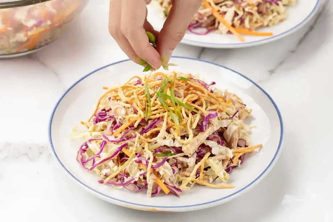 Step 5 Assemble and garnish for chinese chicken salad