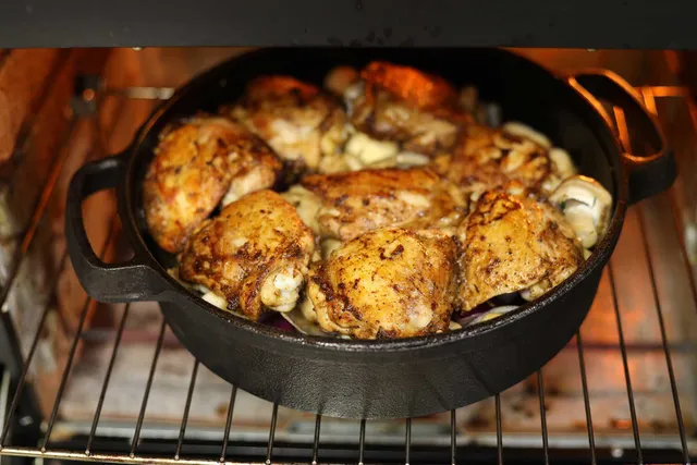 Chicken Thighs with Mushrooms Recipe: Deliciously Savory!