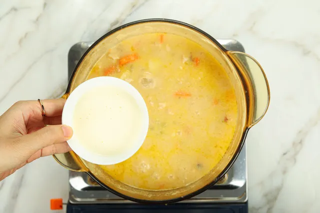 Chicken Potato Soup Recipe: A Treat for Your Tummy and Soul