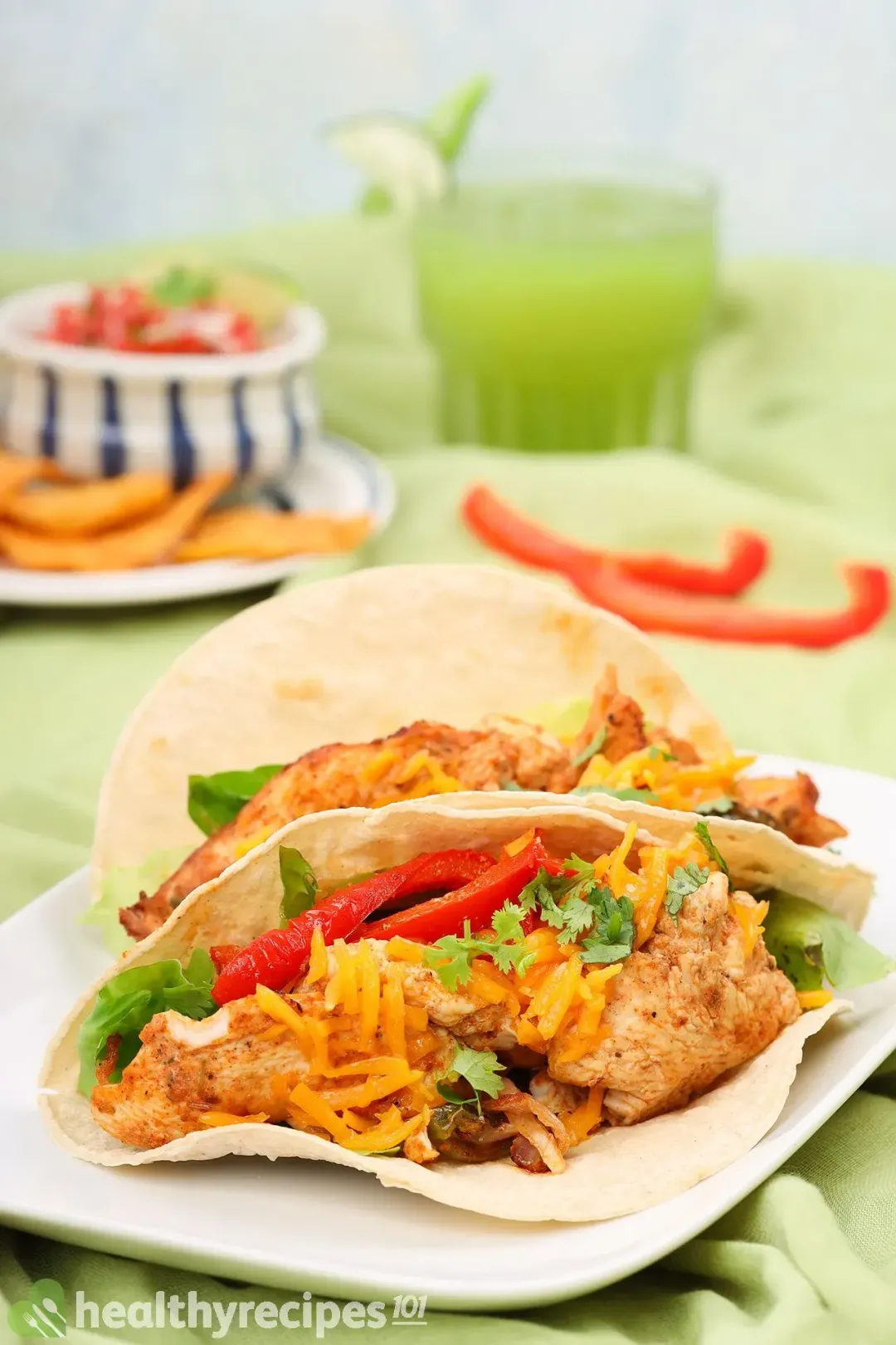 what to eat with chicken fajitas