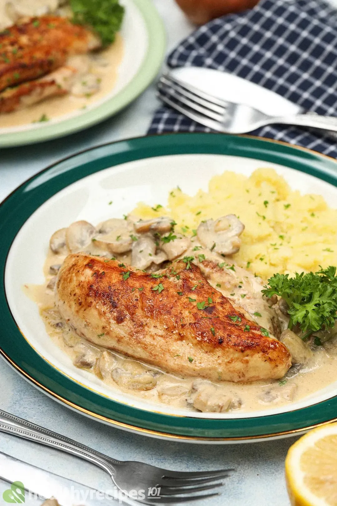 What to Serve With Mushroom Chicken