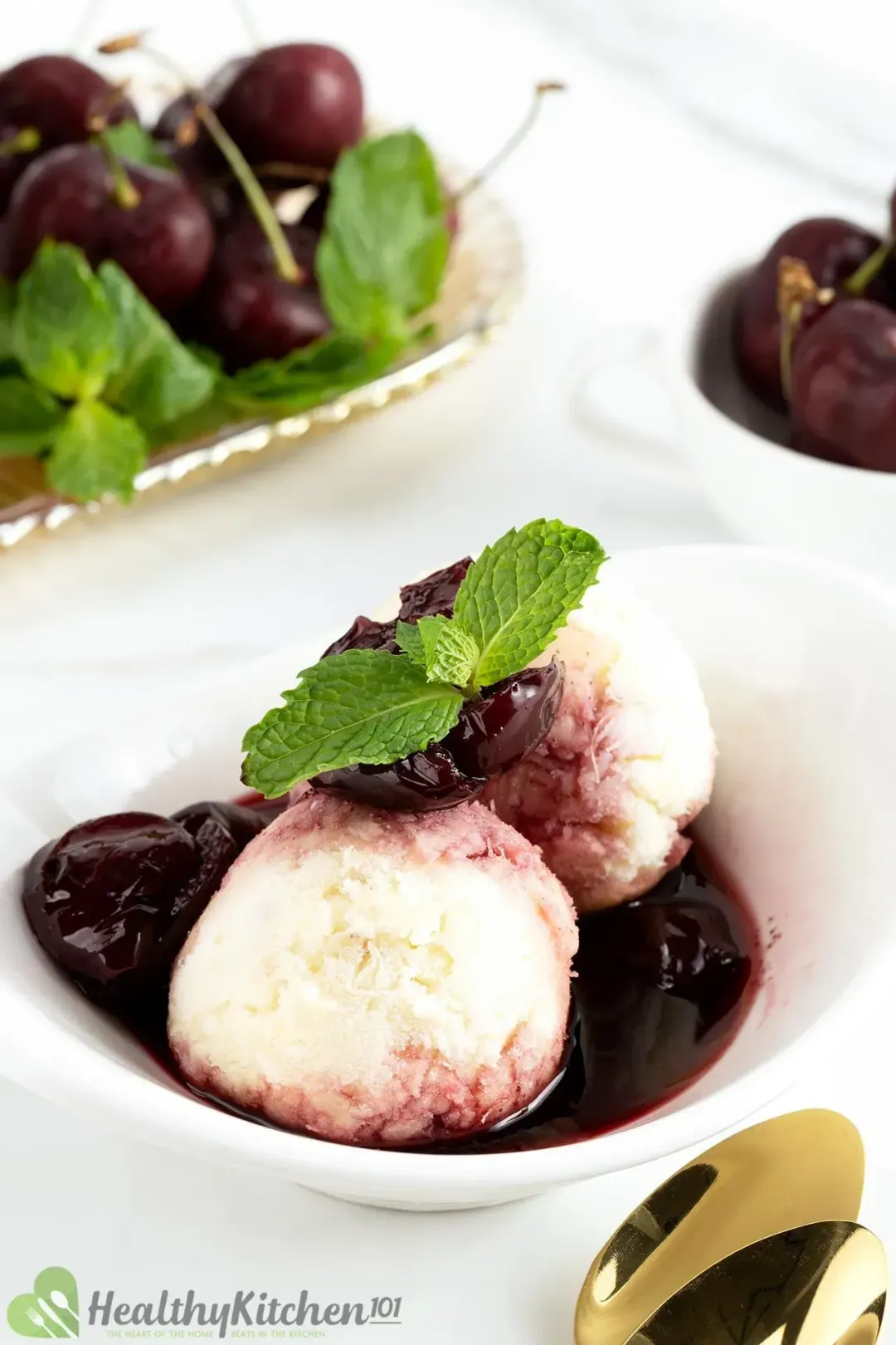 Homemade Yogurt and Cherry Red Wine Sauce Recipe