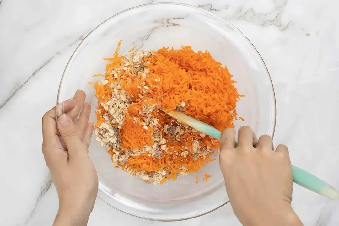 Step 1 Whisk the dry ingredients for carrot cookies