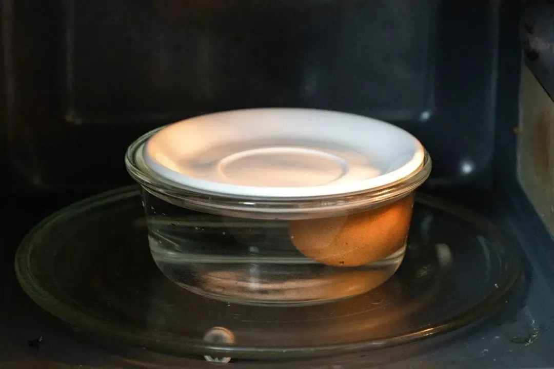 How to Boil Eggs in the Microwave Oven