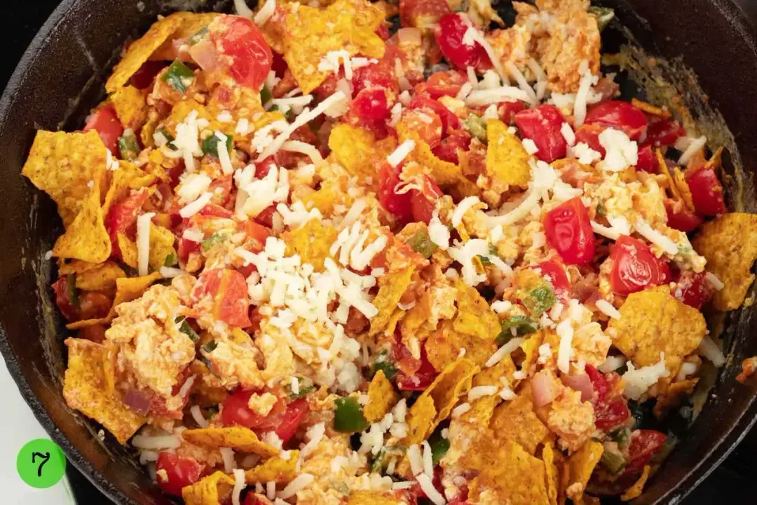 tep 7 Garnish migas and serve