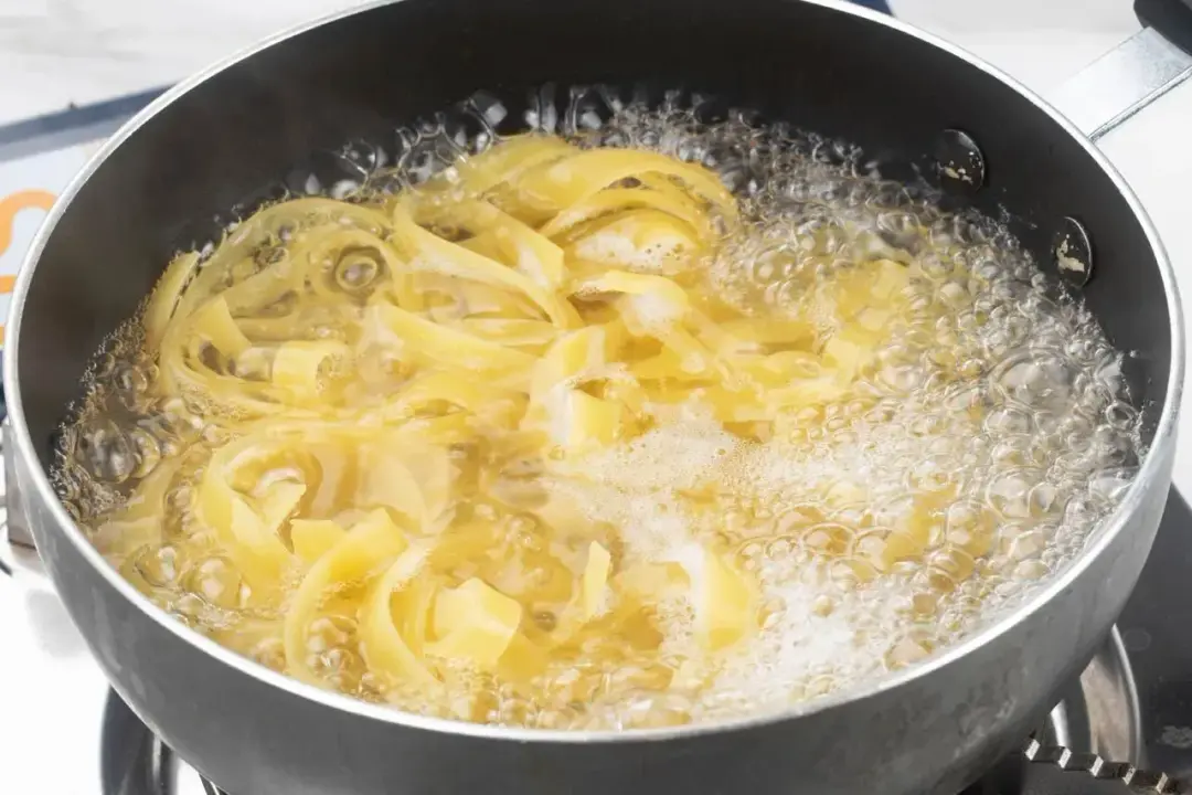 5 Cook the egg noodles and drain tuna noodle