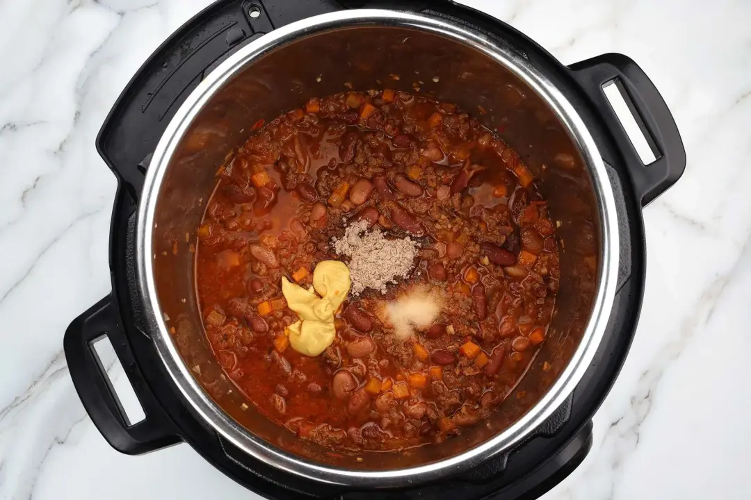 6 Simmer to reduce thickness chili