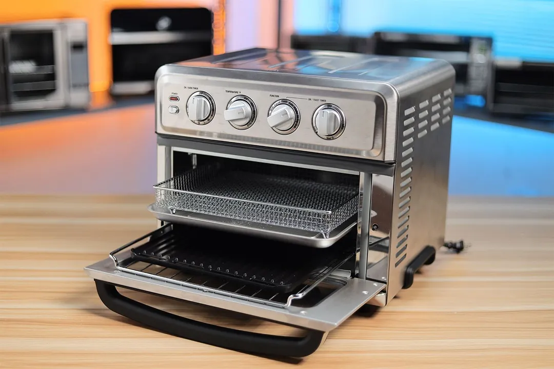 Cuisinart TOA-70 Air Fryer Toaster Oven Review