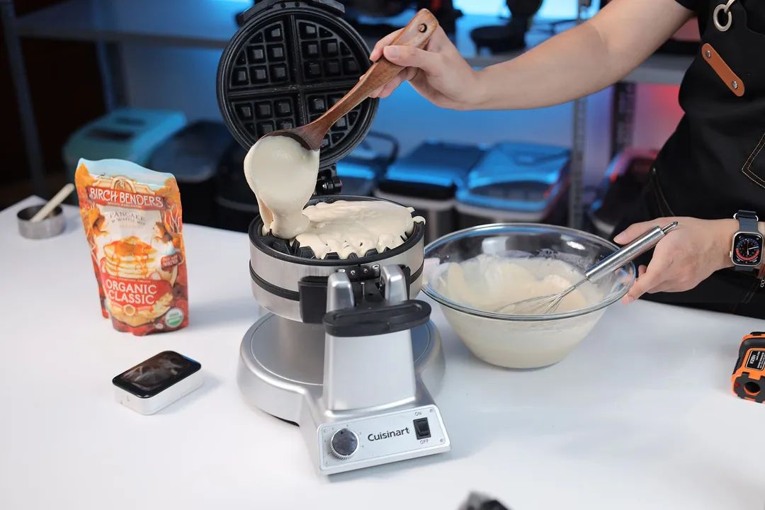 making waffle with cuisinart