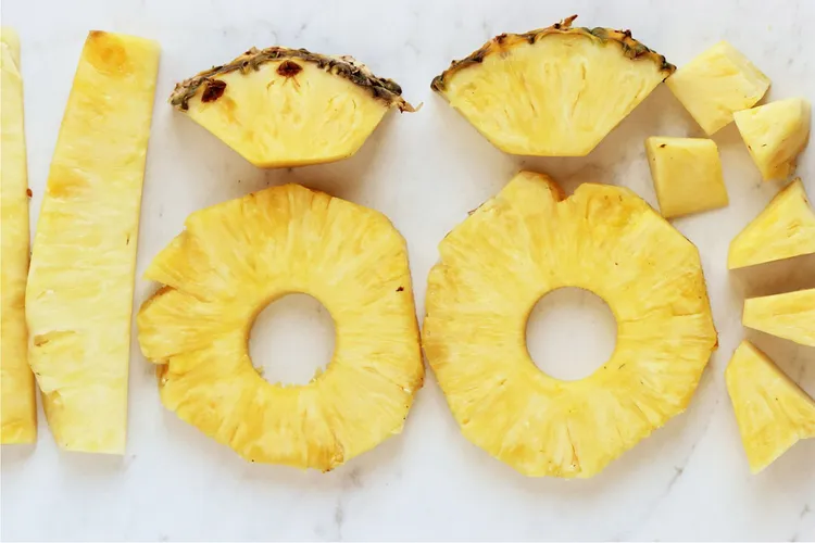 How to Cut a Pineapple Two Easiest & Quickest Ways