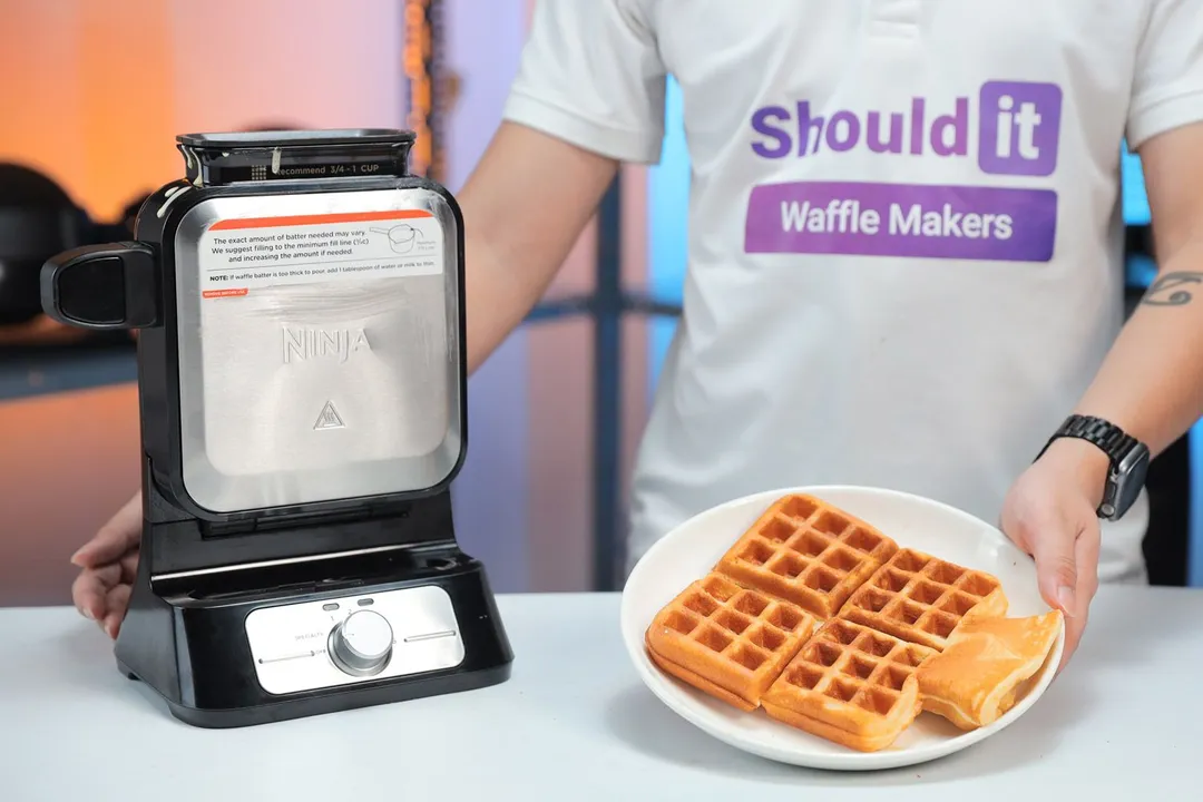 Ninja BW1001 NeverStick PRO Belgian Waffle Maker
