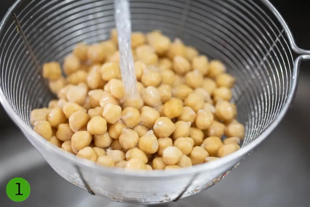 step 1 Wash chickpeas and separate skin