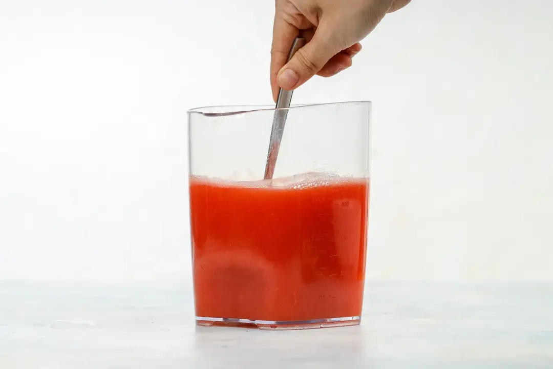step 2 How to make Strawberry Kiwi Juice