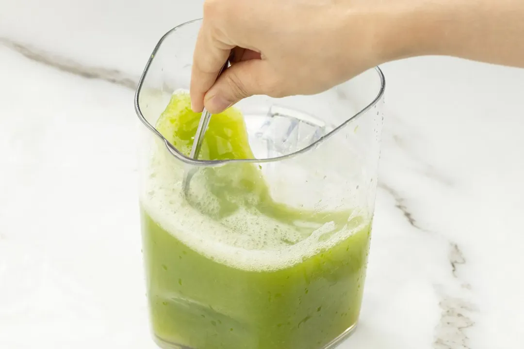step 3 how to make pineapple celery juice