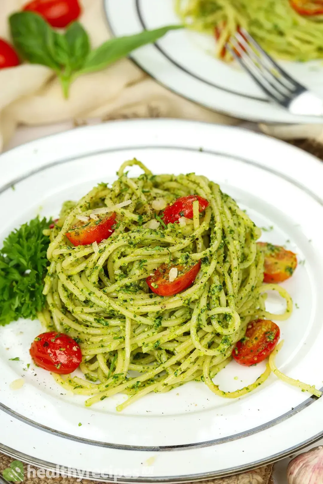 How to Store and Reheat Pesto Spaghetti
