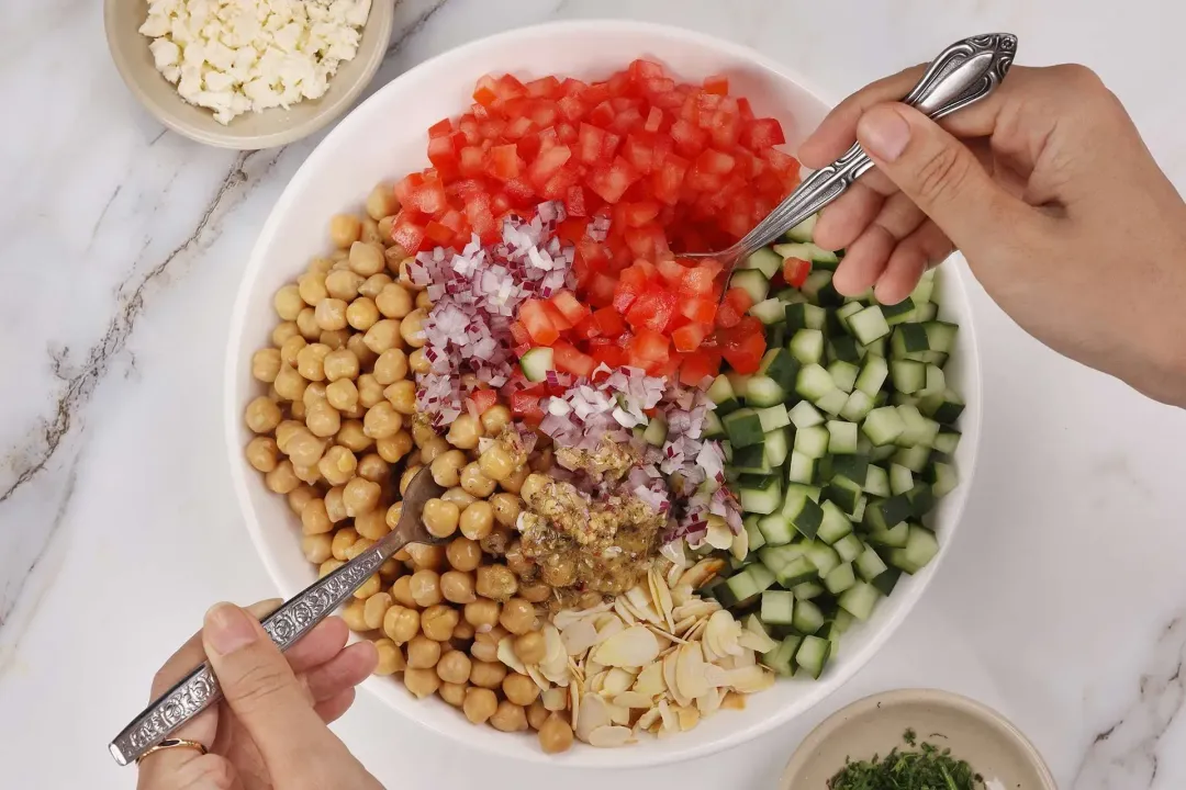 Toss chickpea salad