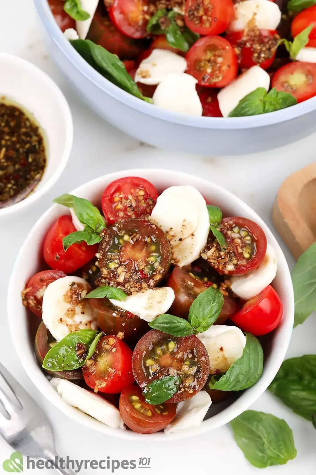 what to eat with caprese salad