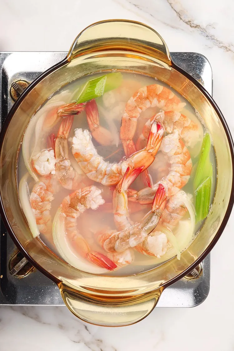 How Long to Boil Shrimp: From How to Clean and Cook to Perfection
