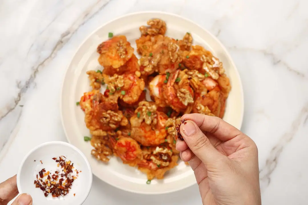 How to Store and Reheat the Leftover honey walnut shrimp