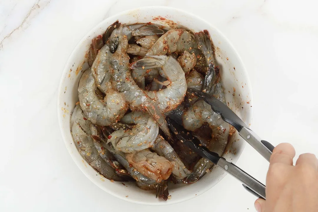 step 1 How to make shrimp lettuce wraps