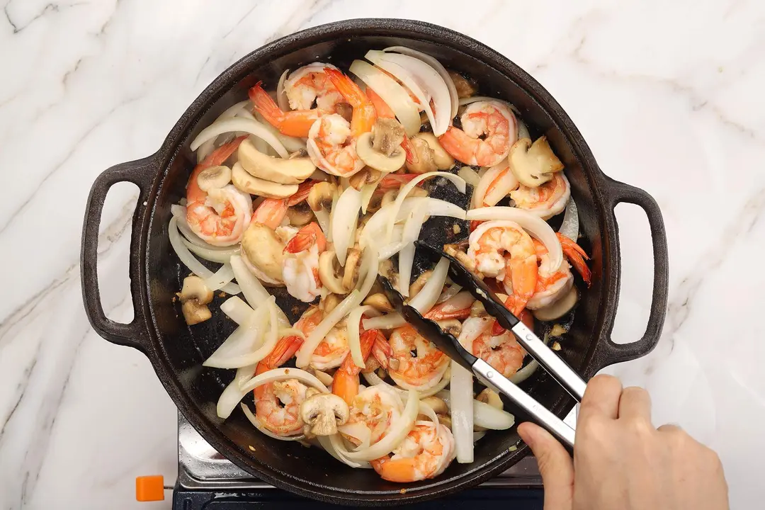 step 5 How to Make Shrimp Lo Mein