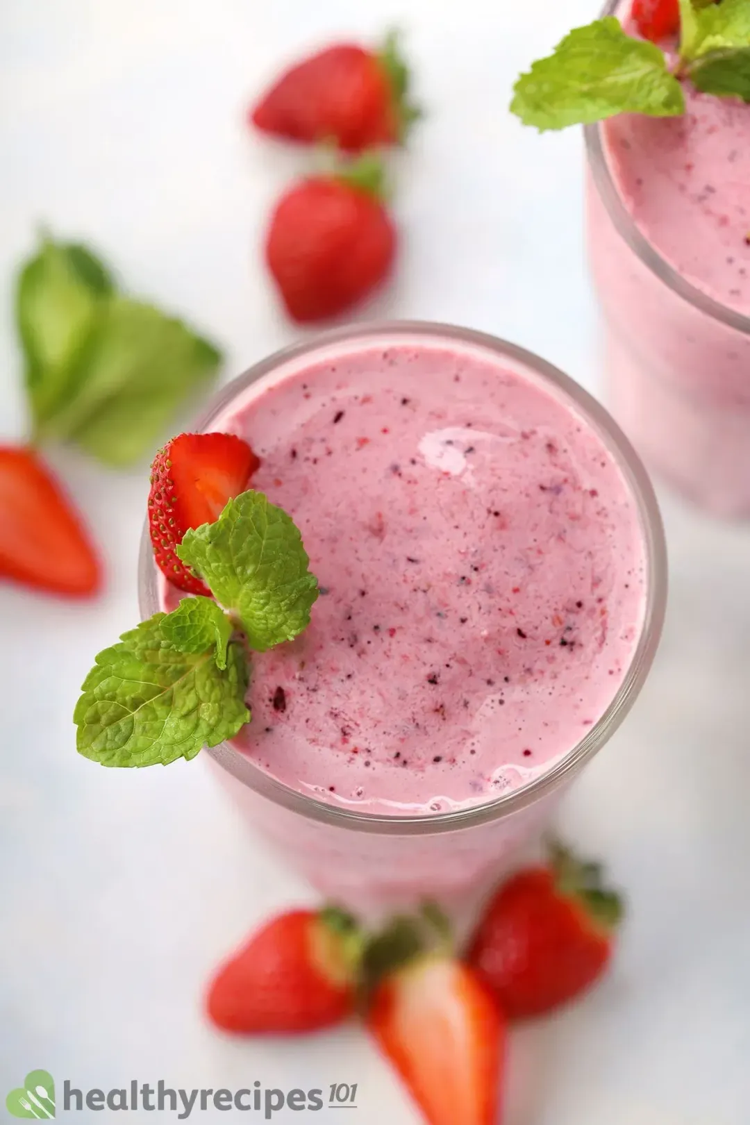 Benefits of Blueberries in Strawberry Blueberry Smoothie