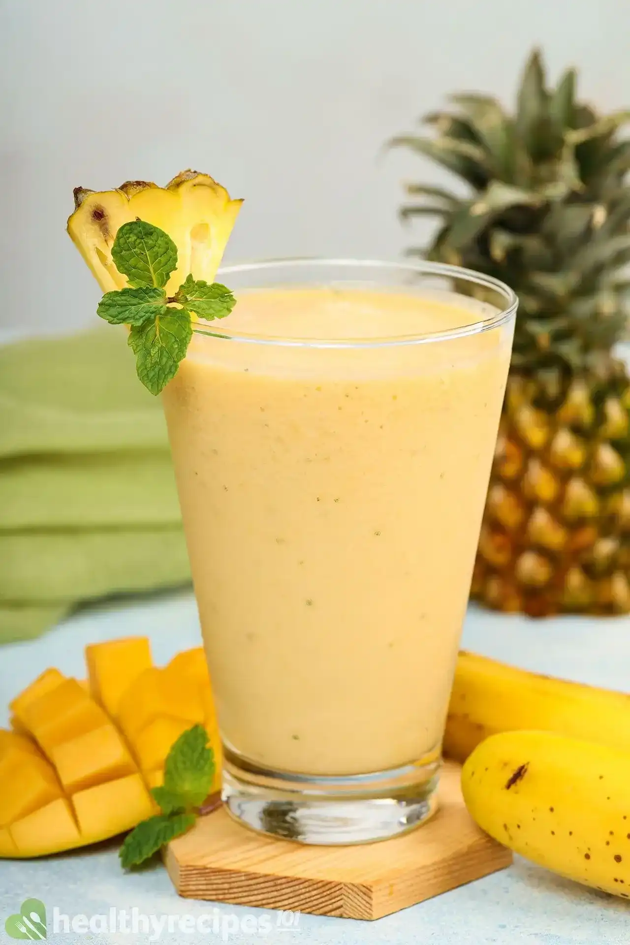 Mango Pineapple Banana Smoothie Recipe: A Refreshing Tropical Drink