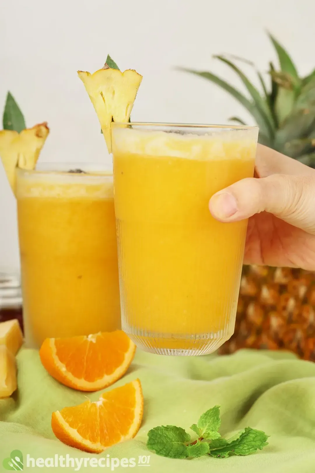 Homemade pineapple ginger smoothie recipe