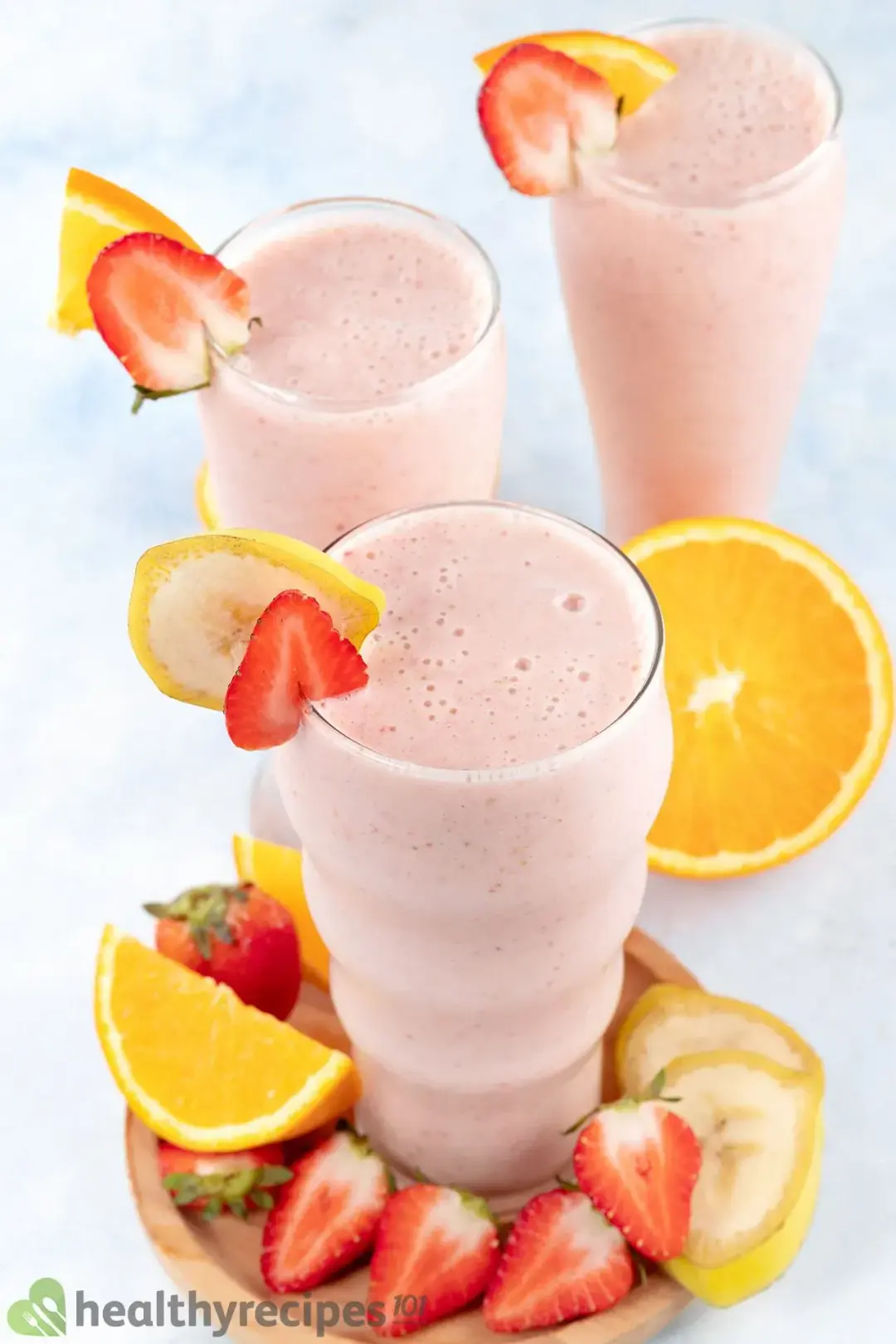 Strawberry Banana Smoothie Recipe for a Quick, Healthy Breakfast
