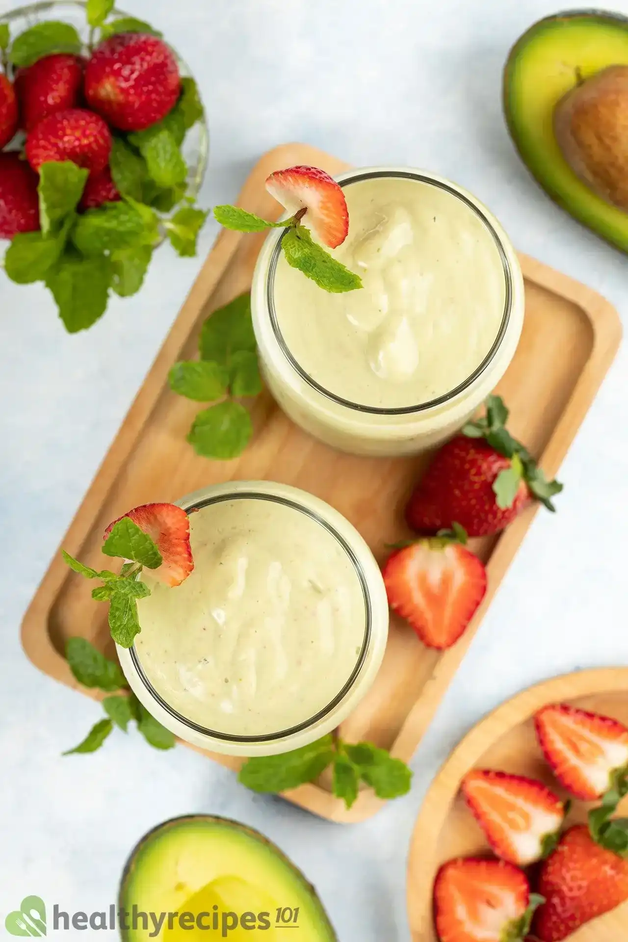 Strawberry Avocado Smoothie: A Surprisingly Tasty Combination