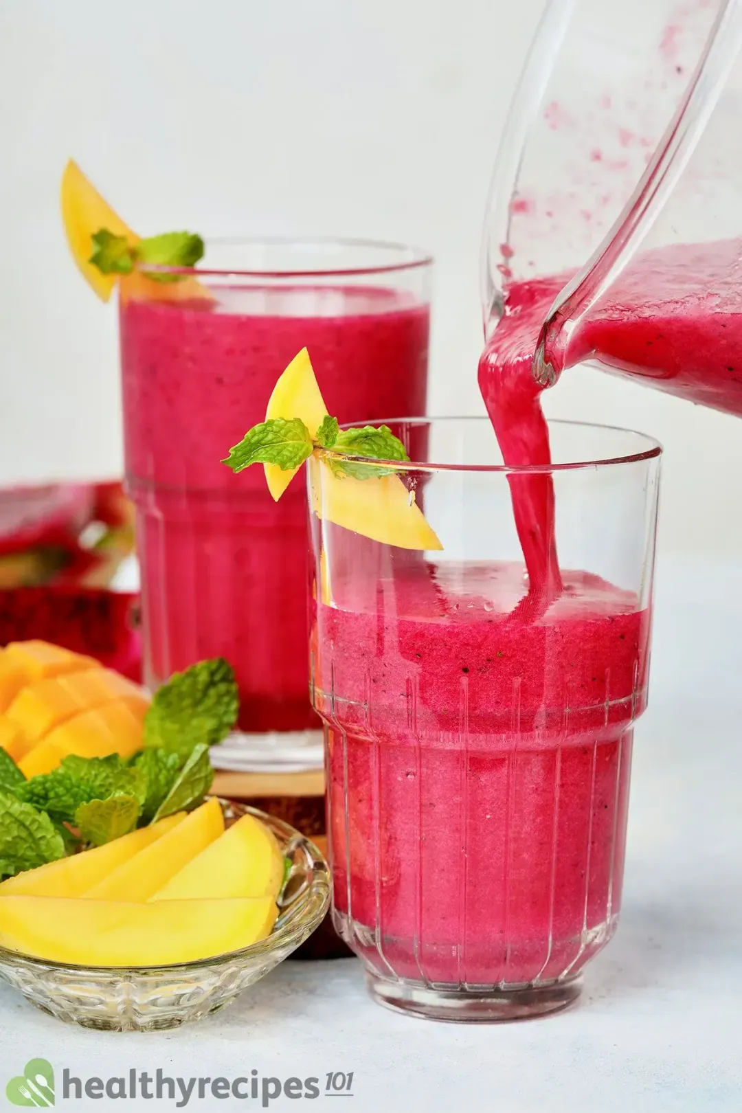 Mango Dragon Fruit Smoothies Benefits