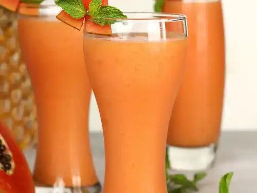 Papaya Pineapple Smoothie Recipe: Refreshing Dairy-Free Smoothie