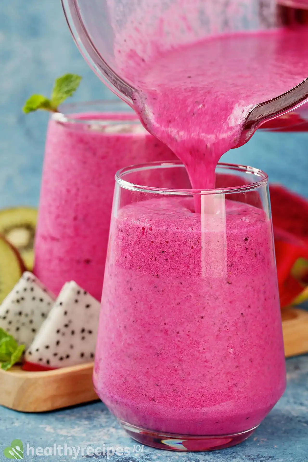 Simple Dragon Fruit Smoothie Recipe: A Healthy and Exotic Beverage