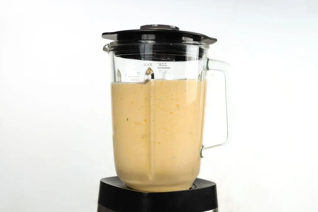 step 1 How to Make Mango Pineapple Banana Smoothie