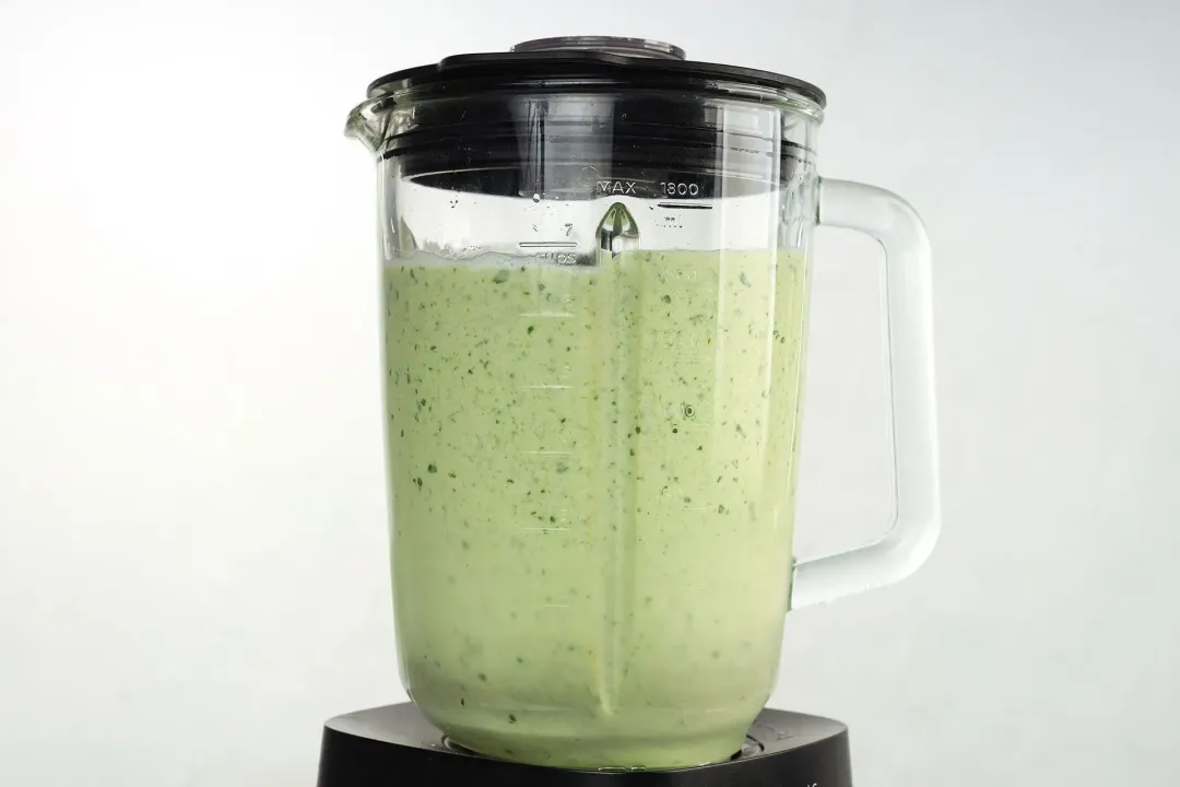 step 1 How to Make Spinach Green Smoothie
